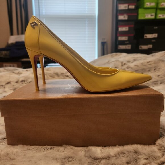 Christian Louboutin Sporty Kate 85 Patent Leather Pumps – Yellow (Size 39.5) - Picture 3 of 6